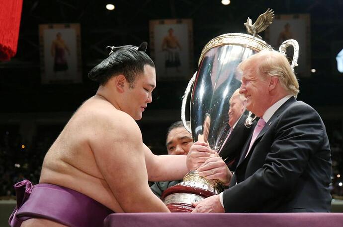 Trumps-day-with-Abe-Golf-sumo-wrestling-three-meals-diplomacy