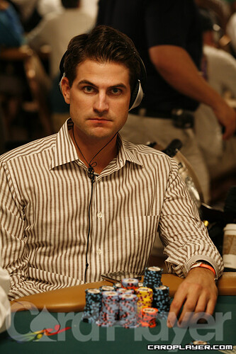 large_BrandonAdams_WSOP_EV55_Day2A