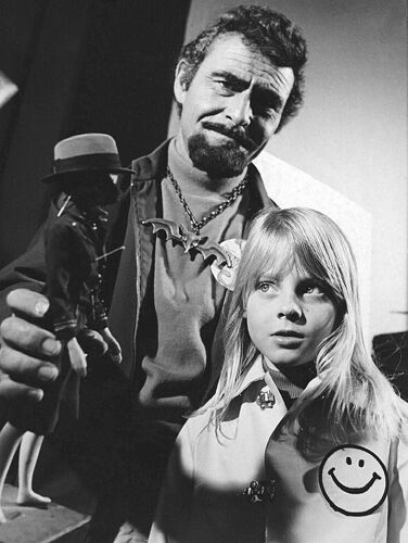 Rod_Serling_Jodie_Foster_Ironside_1972