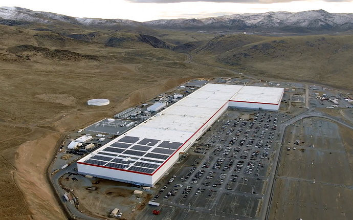 Tesla_Gigafactory_1_-_December_2019