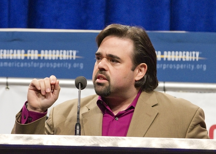 Tony_Katz_at_the_Americans_for_Prosperity_Defending_the_American_Dream_Conference_(cropped)