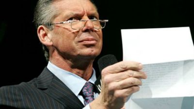 vince-mcmahon-reading-600x338-1